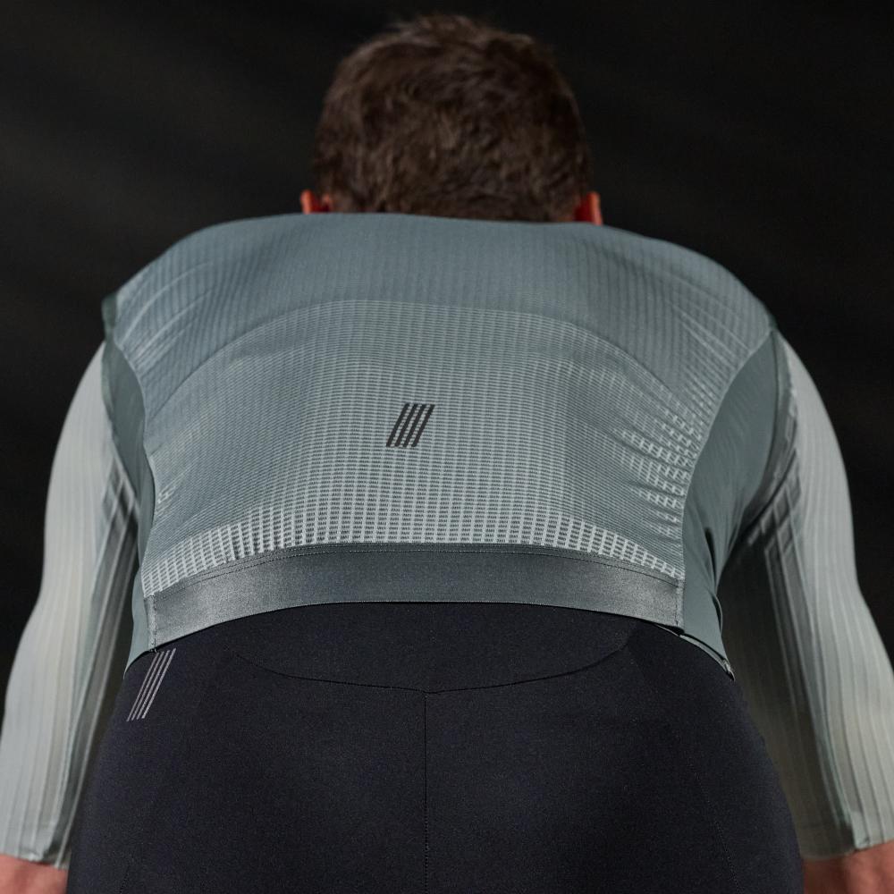 Men's Pi PRO/BLACK Wind Vest - Image 9