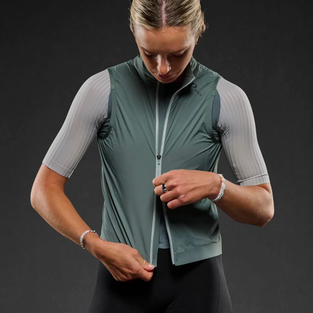 Women's Pi PRO/BLACK Wind Vest - Image 12